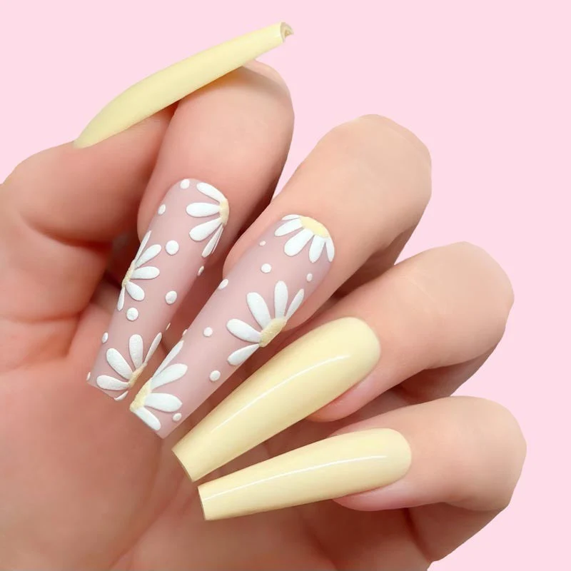 Nail Lacquer - N645 White Peach - Image 4